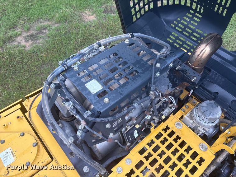 image for item EU5525 2018 Komatsu PC210LC-11 excavator