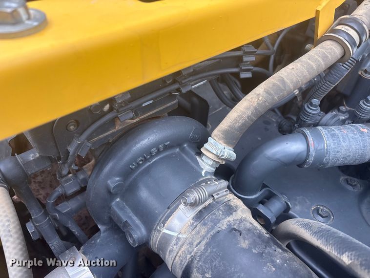 image for item EU5525 2018 Komatsu PC210LC-11 excavator