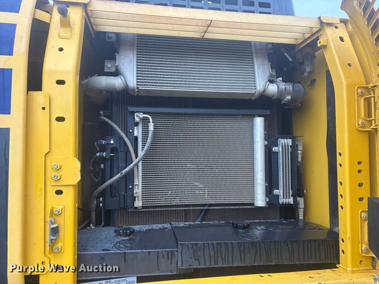 image for item EU5525 2018 Komatsu PC210LC-11 excavator