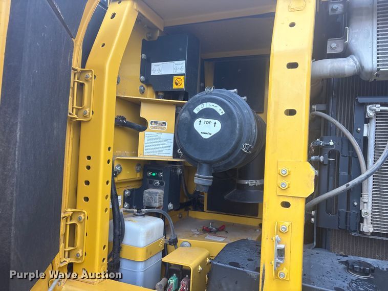 image for item EU5525 2018 Komatsu PC210LC-11 excavator