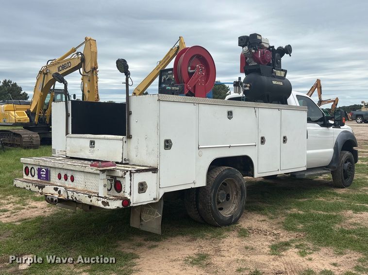 image for item EU5526 2015 Ford F550 Super Duty XL utility / service truck