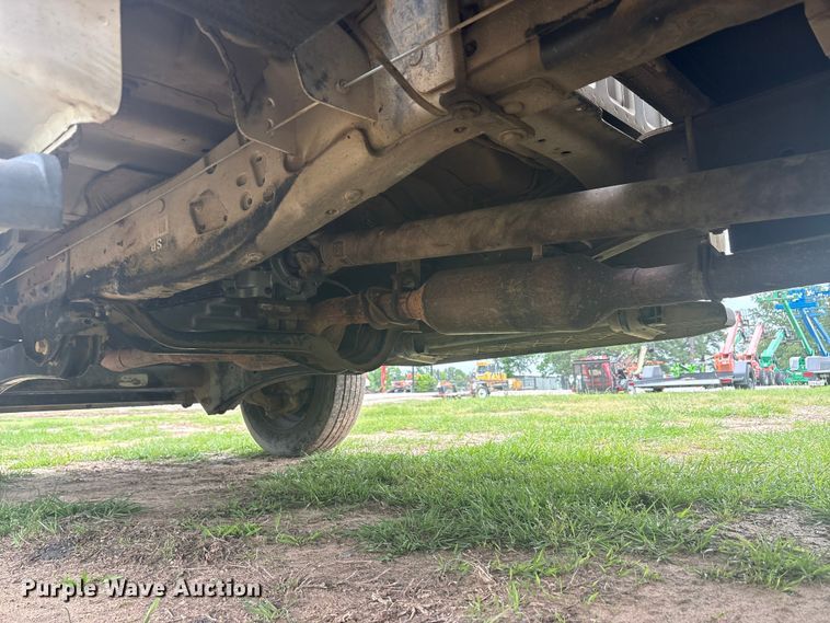 image for item EU5526 2015 Ford F550 Super Duty XL utility / service truck