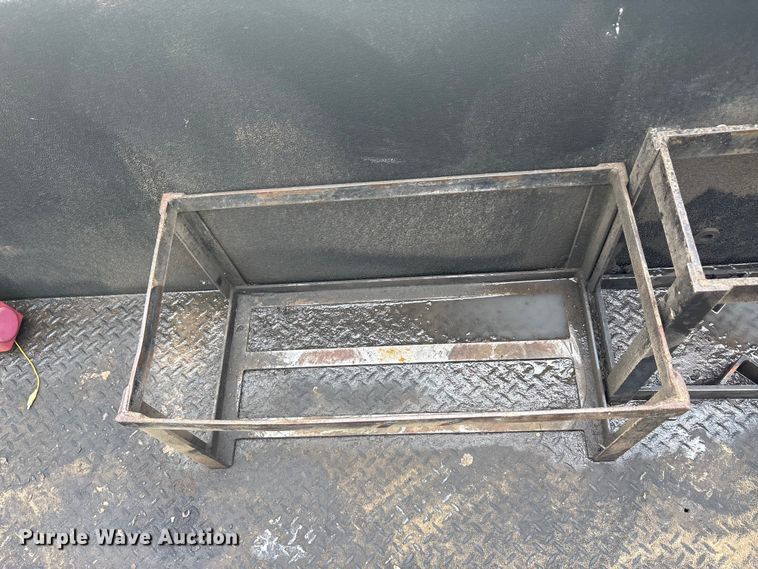 image for item EU5526 2015 Ford F550 Super Duty XL utility / service truck