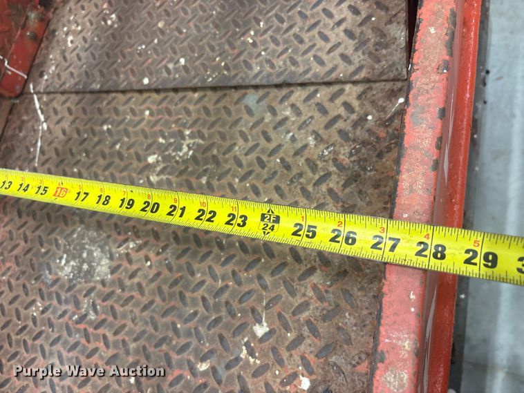 image for item EU5528 2017 Skyjack SJIH3219 scissor lift
