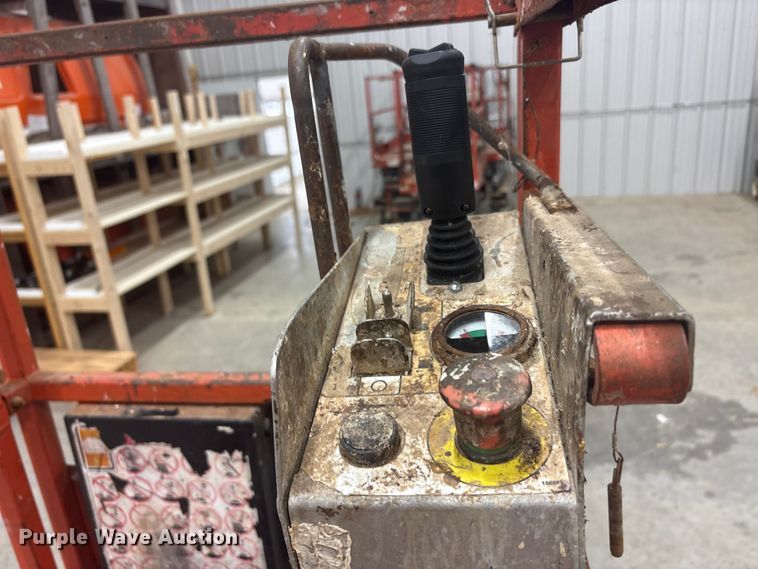 image for item EU5528 2017 Skyjack SJIH3219 scissor lift