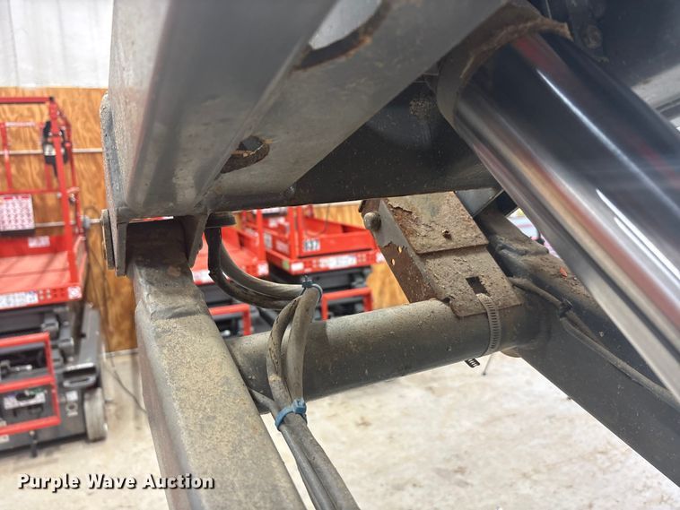 image for item EU5528 2017 Skyjack SJIH3219 scissor lift