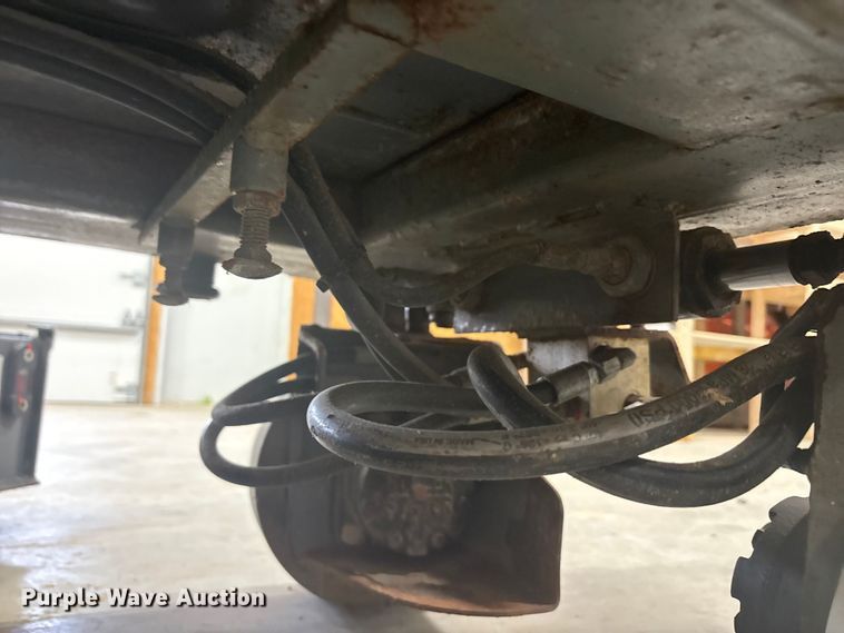 image for item EU5528 2017 Skyjack SJIH3219 scissor lift
