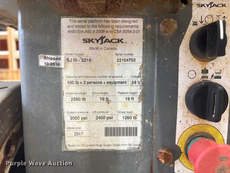 image for item EU5528 2017 Skyjack SJIH3219 scissor lift