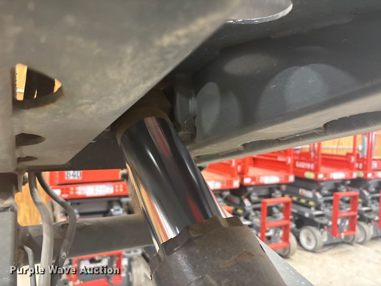 image for item EU5529 2017 Skyjack SK111-3219 scissor lift