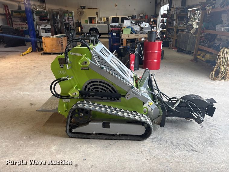image for item EU5534 2025 Starvox SV-480 compact utility loader