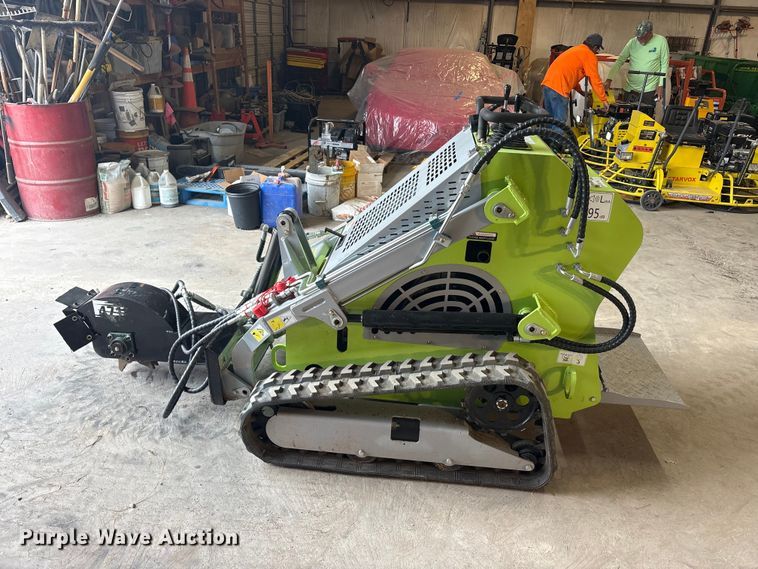 image for item EU5534 2025 Starvox SV-480 compact utility loader