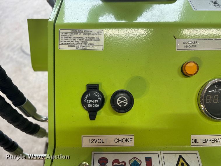 image for item EU5534 2025 Starvox SV-480 compact utility loader