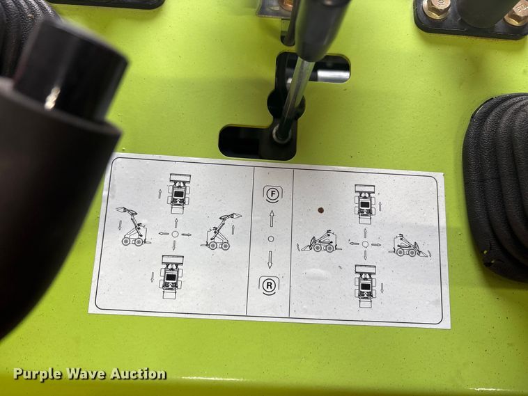 image for item EU5534 2025 Starvox SV-480 compact utility loader