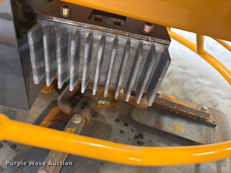 image for item EU5540 2025 CE 80R power trowel