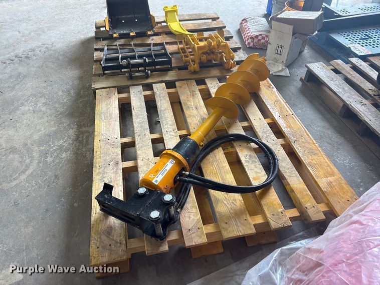 image for item EU5543 Auger