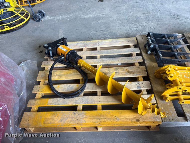 image for item EU5543 Auger