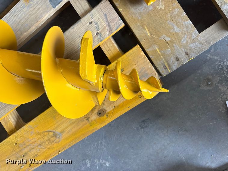 image for item EU5543 Auger