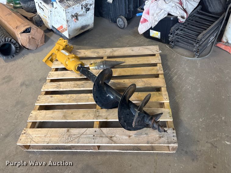 image for item EU5544 Auger