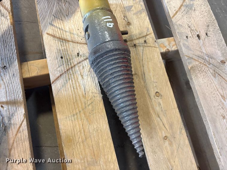 image for item EU5544 Auger