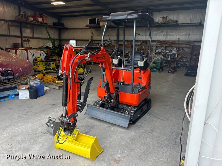 image for item EU5547 AGT QK18K-C mini excavator