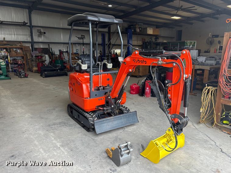 image for item EU5547 AGT QK18K-C mini excavator