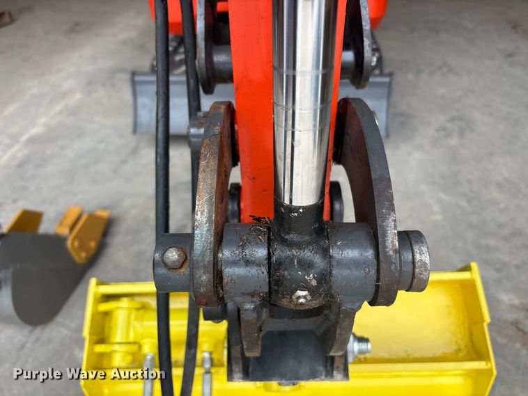 image for item EU5547 AGT QK18K-C mini excavator