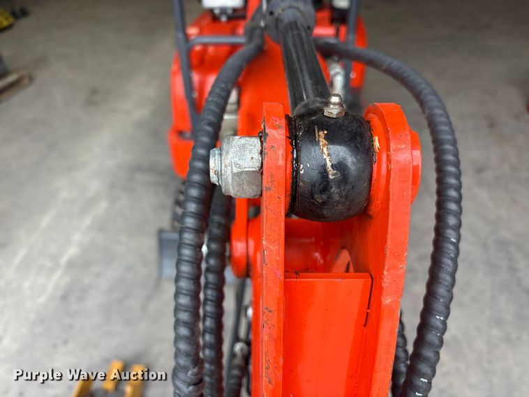 image for item EU5547 AGT QK18K-C mini excavator