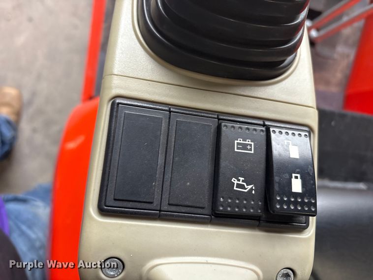 image for item EU5547 AGT QK18K-C mini excavator
