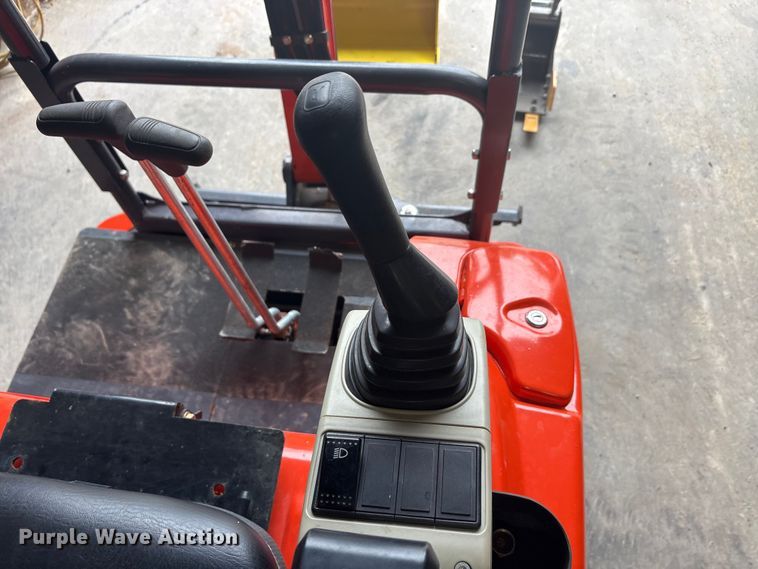 image for item EU5547 AGT QK18K-C mini excavator