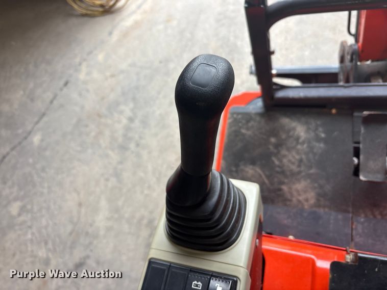 image for item EU5547 AGT QK18K-C mini excavator