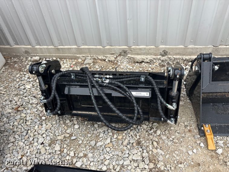 image for item EU5550 Skid steer four-in-one bucket