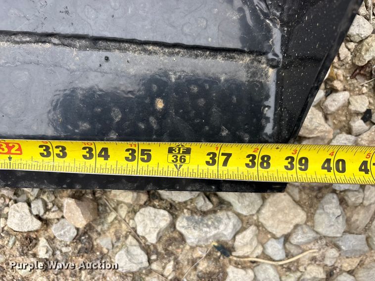 image for item EU5550 Skid steer four-in-one bucket