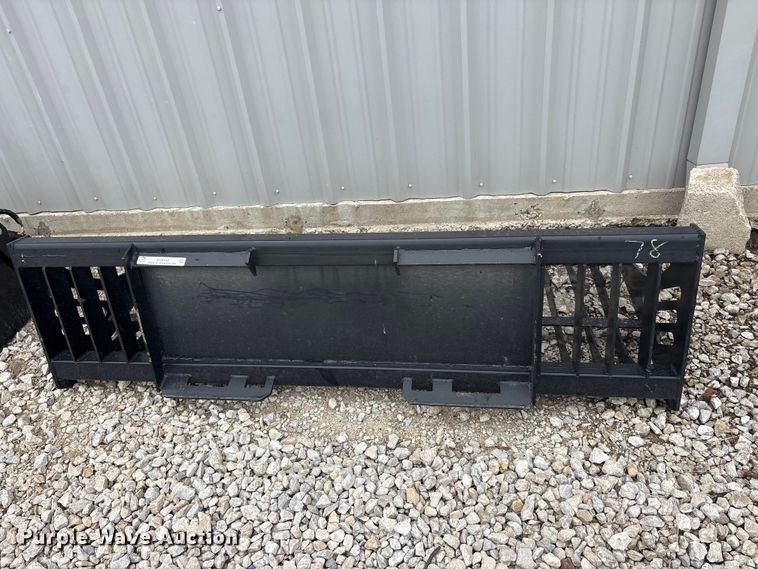 image for item EU5552 Skid steer rock bucket