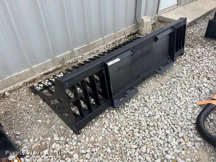 image for item EU5552 Skid steer rock bucket