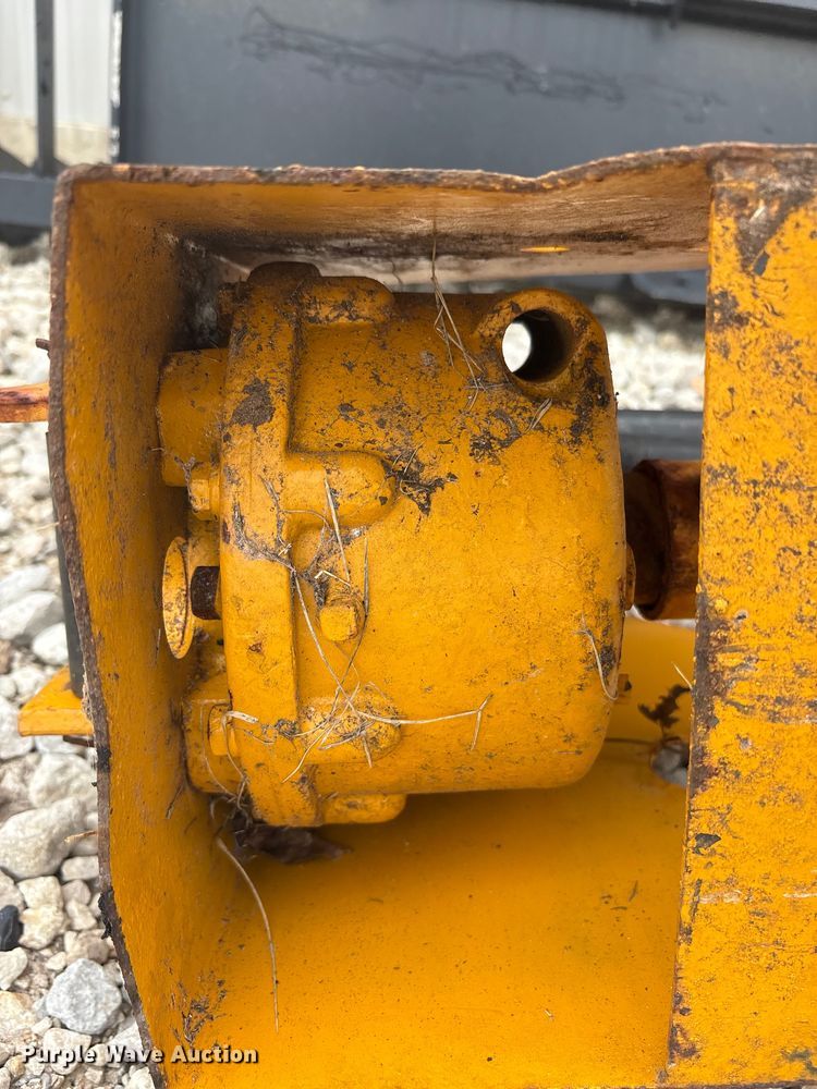 image for item EU5553 Auger