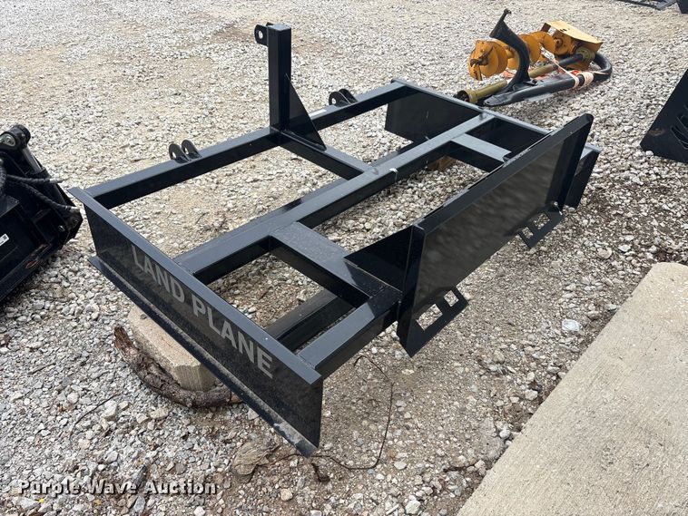 image for item EU5554 Skid steer land plane