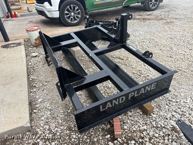 image for item EU5554 Skid steer land plane