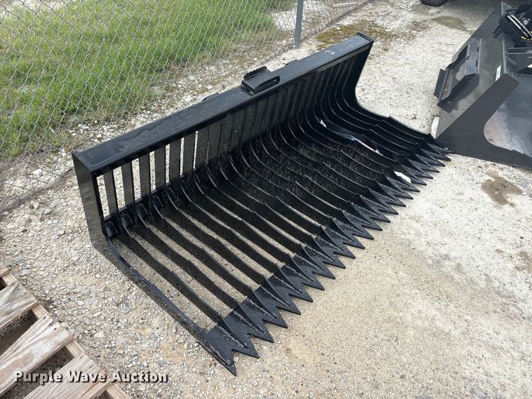 image for item EU5557 Skid steer rock bucket