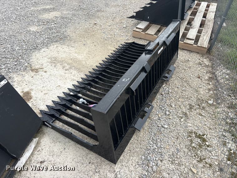 image for item EU5557 Skid steer rock bucket