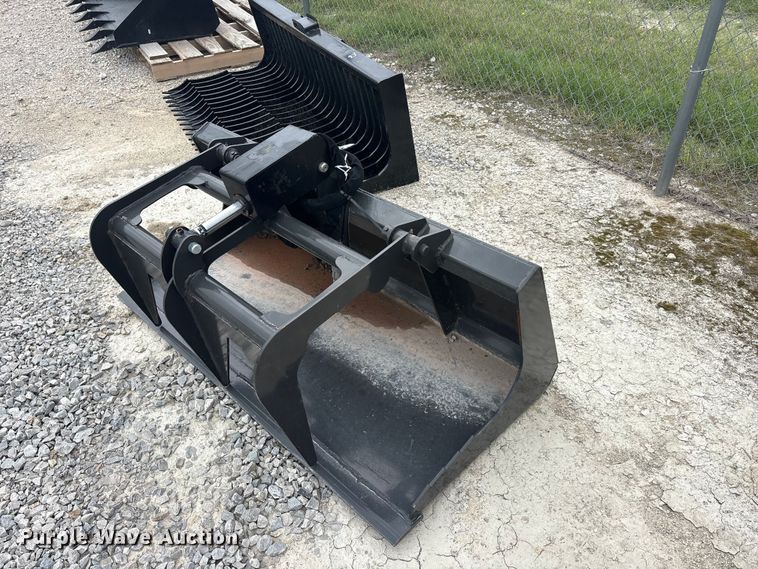 image for item EU5558 Compact utility loader grapple bucket