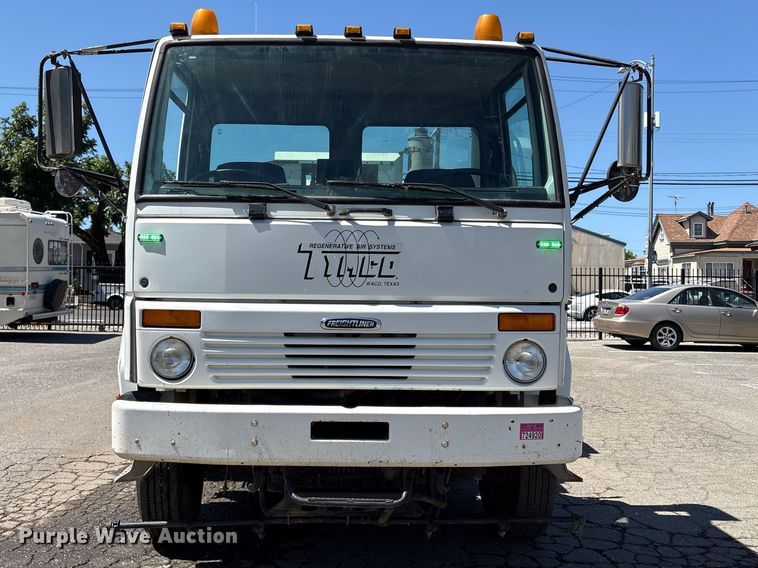 image for item EU8668 2004 Freightliner FC80 street sweeper truck