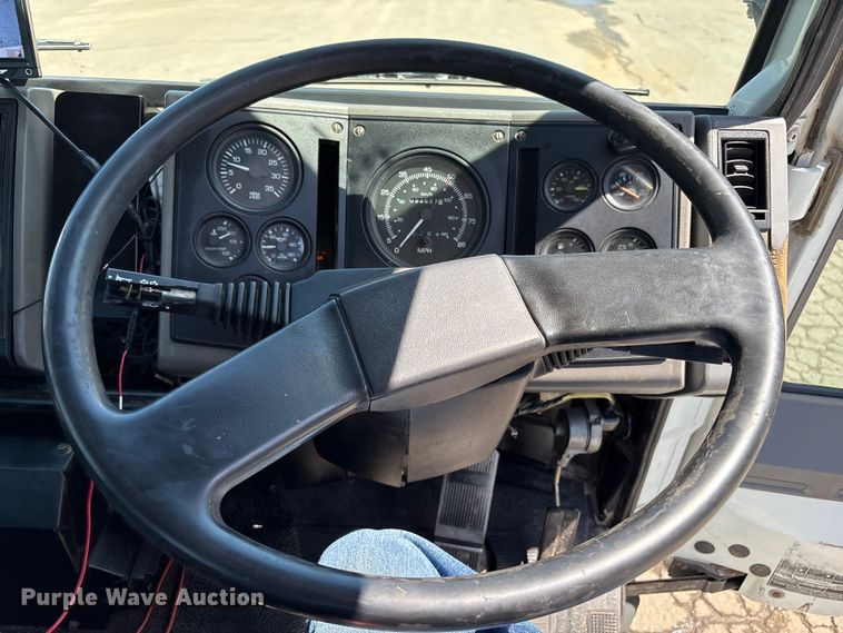 image for item EU8668 2004 Freightliner FC80 street sweeper truck