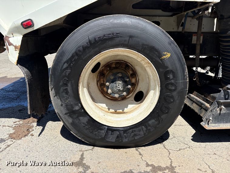 image for item EU8668 2004 Freightliner FC80 street sweeper truck