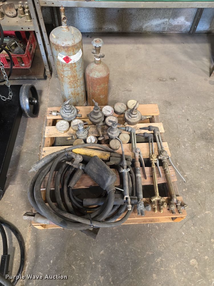 image for item EV2110 Welding equipment Tools