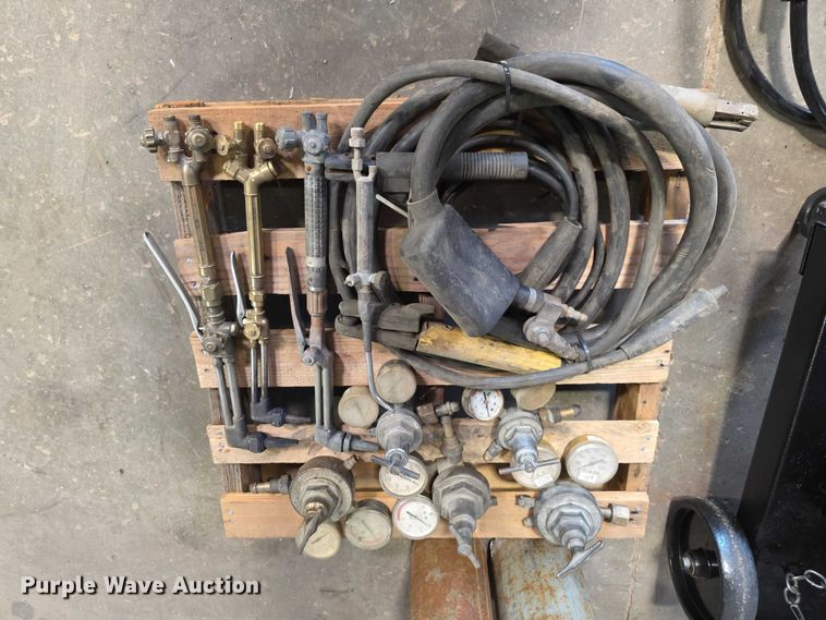 image for item EV2110 Welding equipment Tools