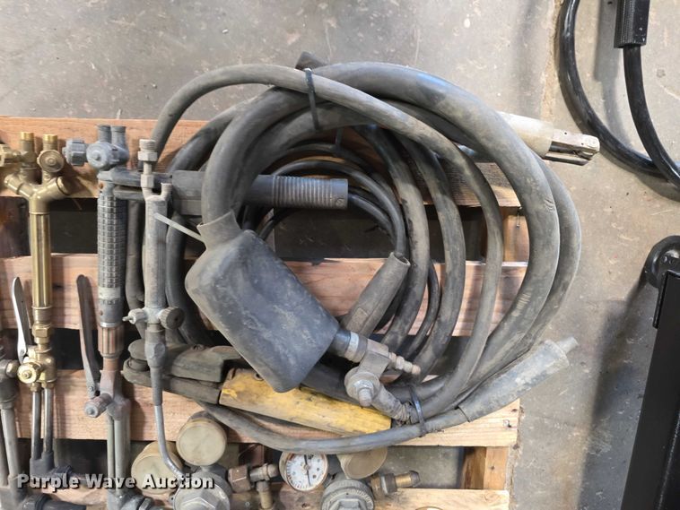 image for item EV2110 Welding equipment Tools