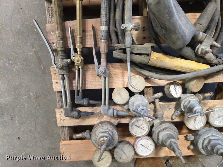 image for item EV2110 Welding equipment Tools
