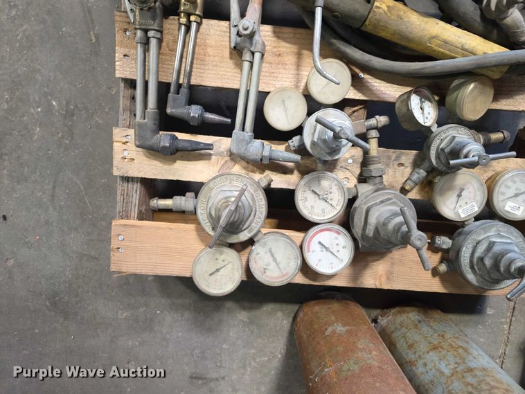 image for item EV2110 Welding equipment Tools