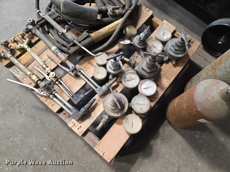 image for item EV2110 Welding equipment Tools