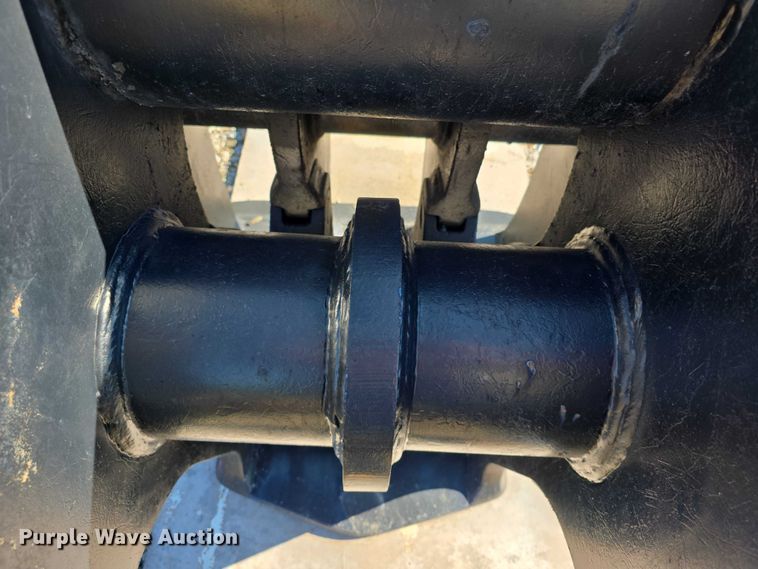 image for item EV2121 LaBounty excavator pulverizer